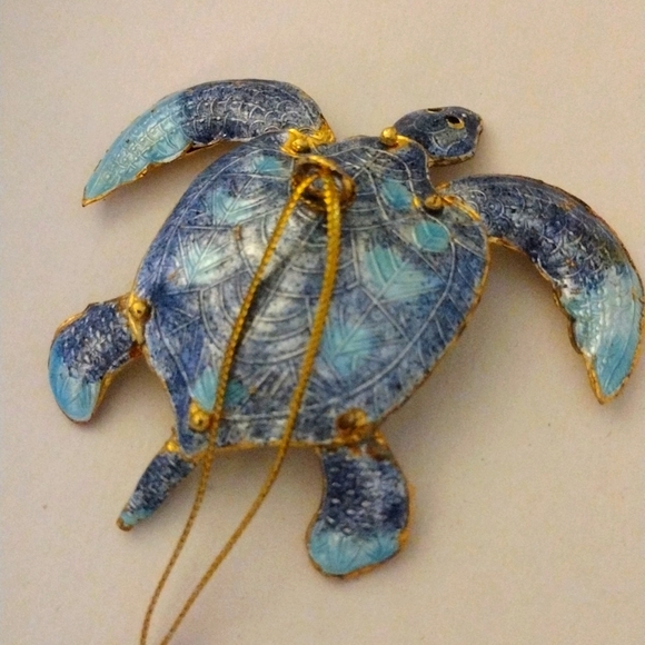 Sea Turtle Ornament - Picture 3 of 3